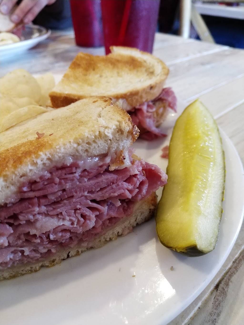 Bodes Corn Beef House | restaurant | 280 N Main St, Plymouth, MI 48170, USA | 7344531883 OR +1 734-453-1883
