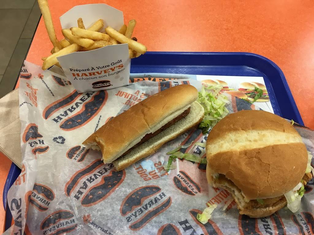 Harveys | restaurant | 170 University Ave W Unit 10, Waterloo, ON N2L 3E9, Canada | 5198889744 OR +1 519-888-9744