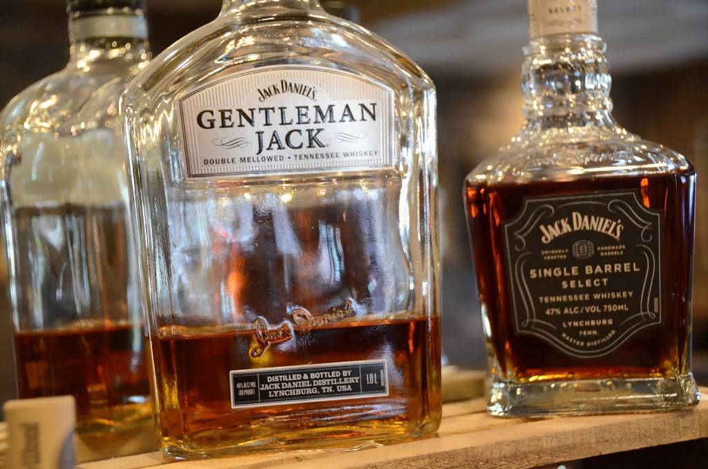 Jacks Tap | restaurant | 1207 Dunn St, Portage, WI 53901, USA | 6085661666 OR +1 608-566-1666