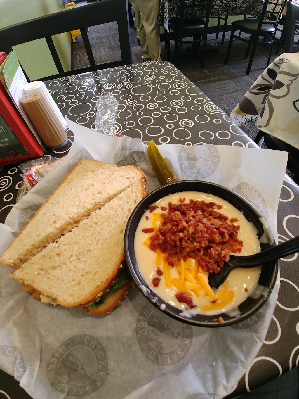 Chicken Salad Chick | restaurant | 1191 Lamy Ln #7, Monroe, LA 71201, USA | 3184506446 OR +1 318-450-6446