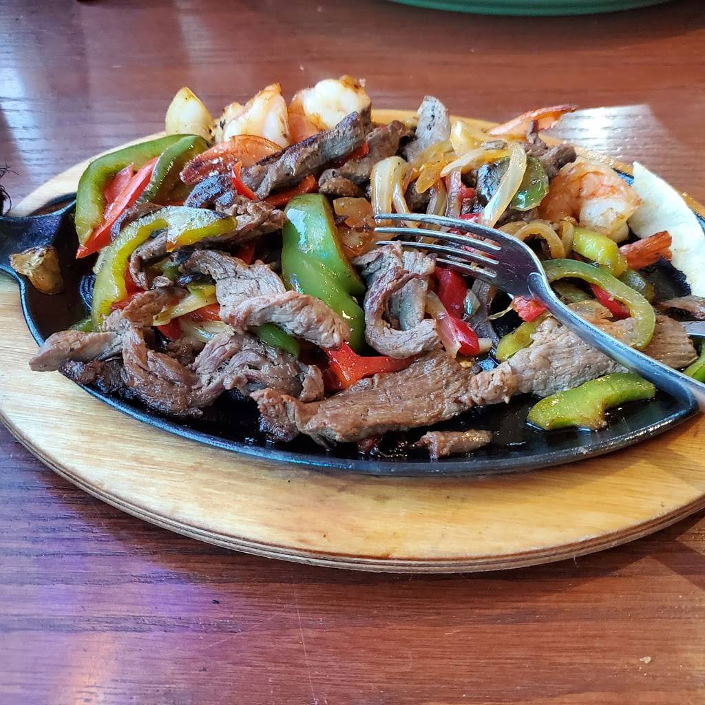 La Fonda | restaurant | 1195 S Sheridan Blvd, Lakewood, CO 80232, USA | 7202427711 OR +1 720-242-7711