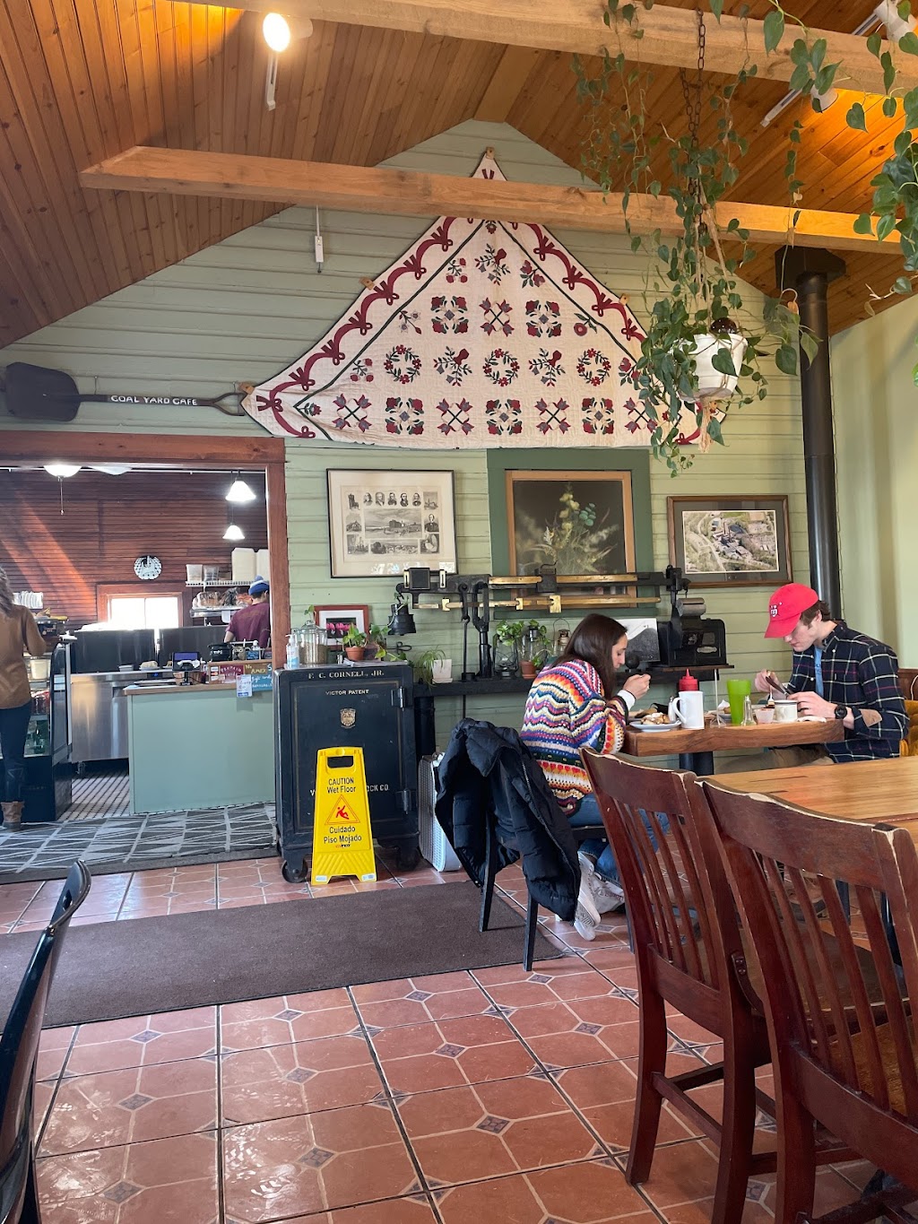 Coal Yard Cafe | cafe | 143 Maple Ave, Ithaca, NY 14850, USA | 6072770734 OR +1 607-277-0734