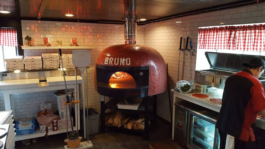 Sonny Reds | restaurant | 1841 Abbott Rd #3230, Buffalo, NY 14218, USA | 7163220664 OR +1 716-322-0664