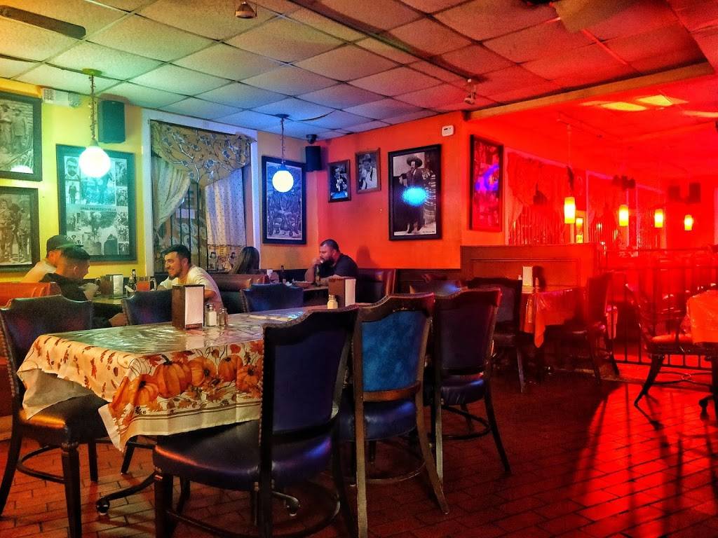 Lupitas Restaurant | restaurant | 1965 Fort Worth Ave, Dallas, TX 75208, USA | 2149417181 OR +1 214-941-7181