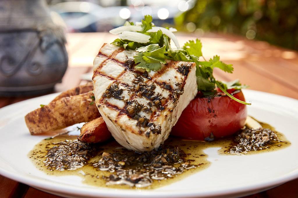 Sapphire Laguna | restaurant | 1200 S Coast Hwy #101, Laguna Beach, CA 92651, USA | 9497159888 OR +1 949-715-9888