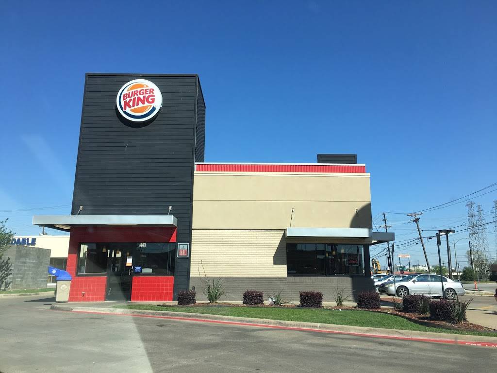 Burger King | restaurant | 801 N Riverfront Blvd, Dallas, TX 75207, USA | 2147484077 OR +1 214-748-4077