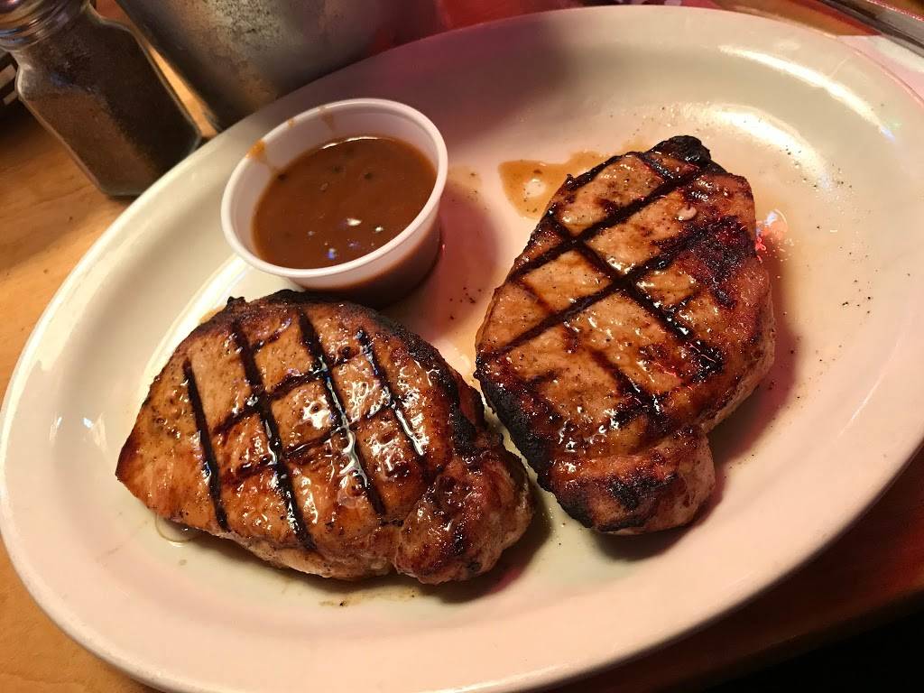 Texas Roadhouse | restaurant | 3000 Crystal Springs, Bedford, TX 76021, USA | 8178580427 OR +1 817-858-0427