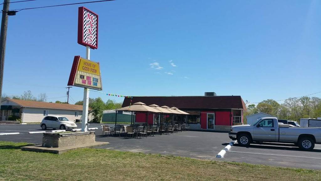 Maxs LLC | restaurant | 2928 Mitchell Rd, Bedford, IN 47421, USA | 8123291440 OR +1 812-329-1440