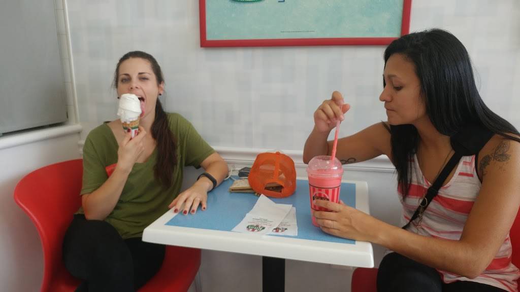 Ritas Italian Ice & Frozen Custard | restaurant | 810 Nursery Road Plaza, Linthicum Heights, MD 21090, USA | 4106360039 OR +1 410-636-0039