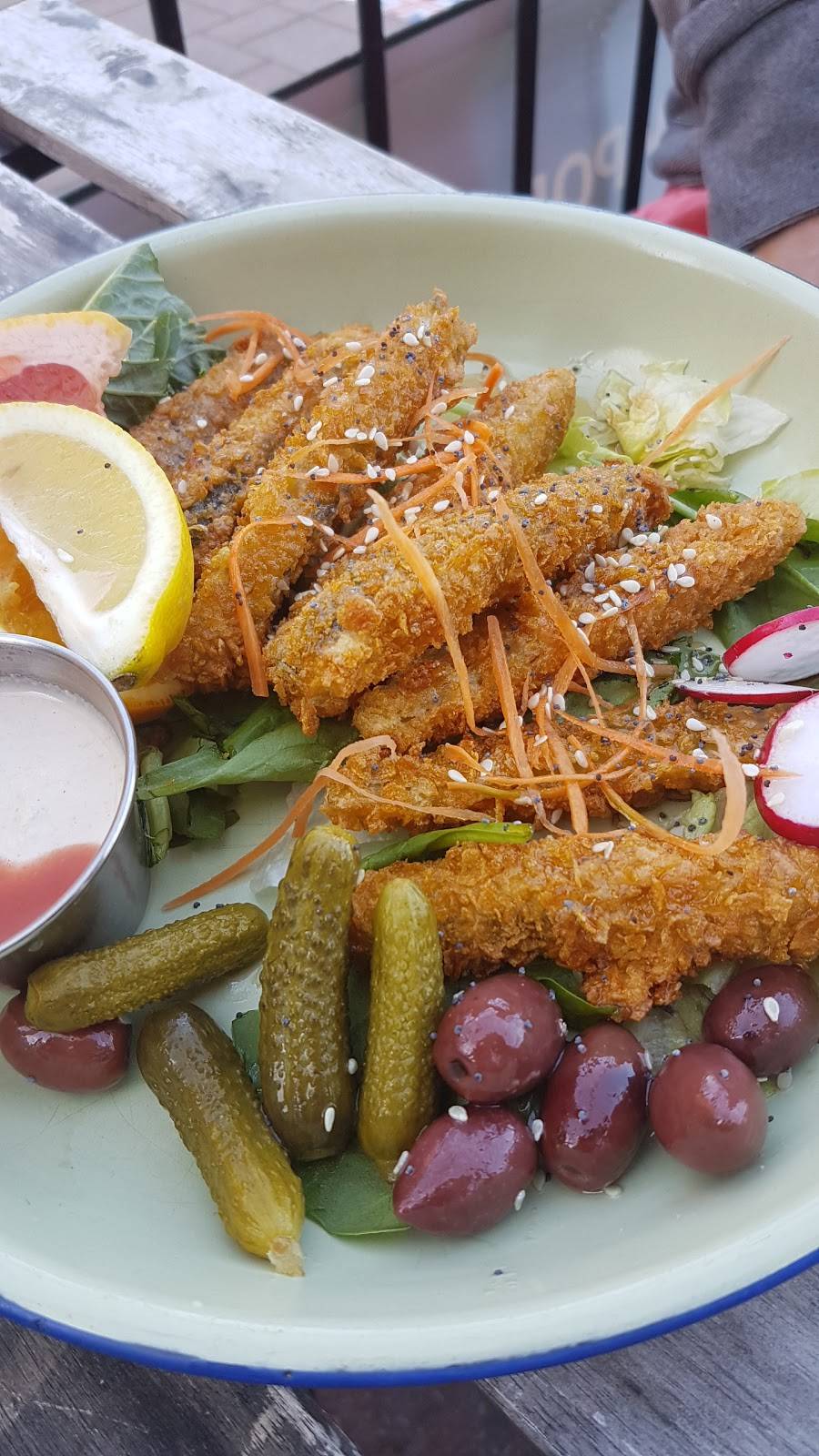 Café Frida | cafe | 15 Rue des Forges, Trois-Rivières, QC G9A 6A8, Canada | 8198411334 OR +1 819-841-1334