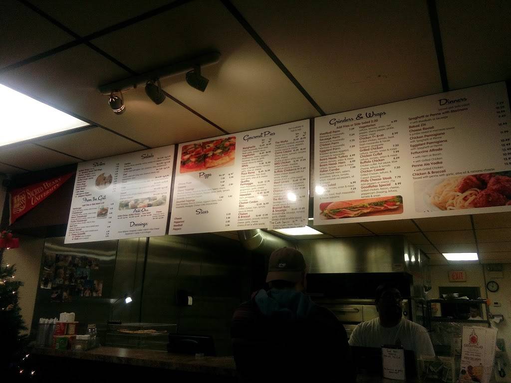 Goodfellas Pizzeria | restaurant | 3741 Madison Ave, Bridgeport, CT 06606, USA | 2033723993 OR +1 203-372-3993