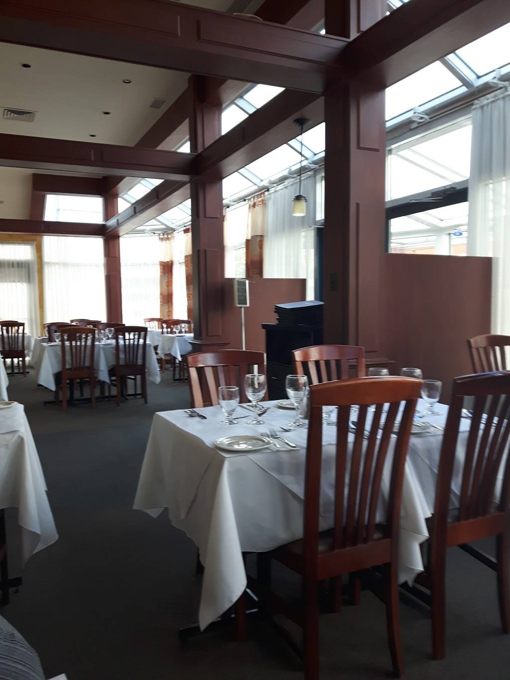 Sorrento | restaurant | 350 Rue Sicard, Sainte-Thérèse, QC J7E 3X4, Canada | 4509797705 OR +1 450-979-7705