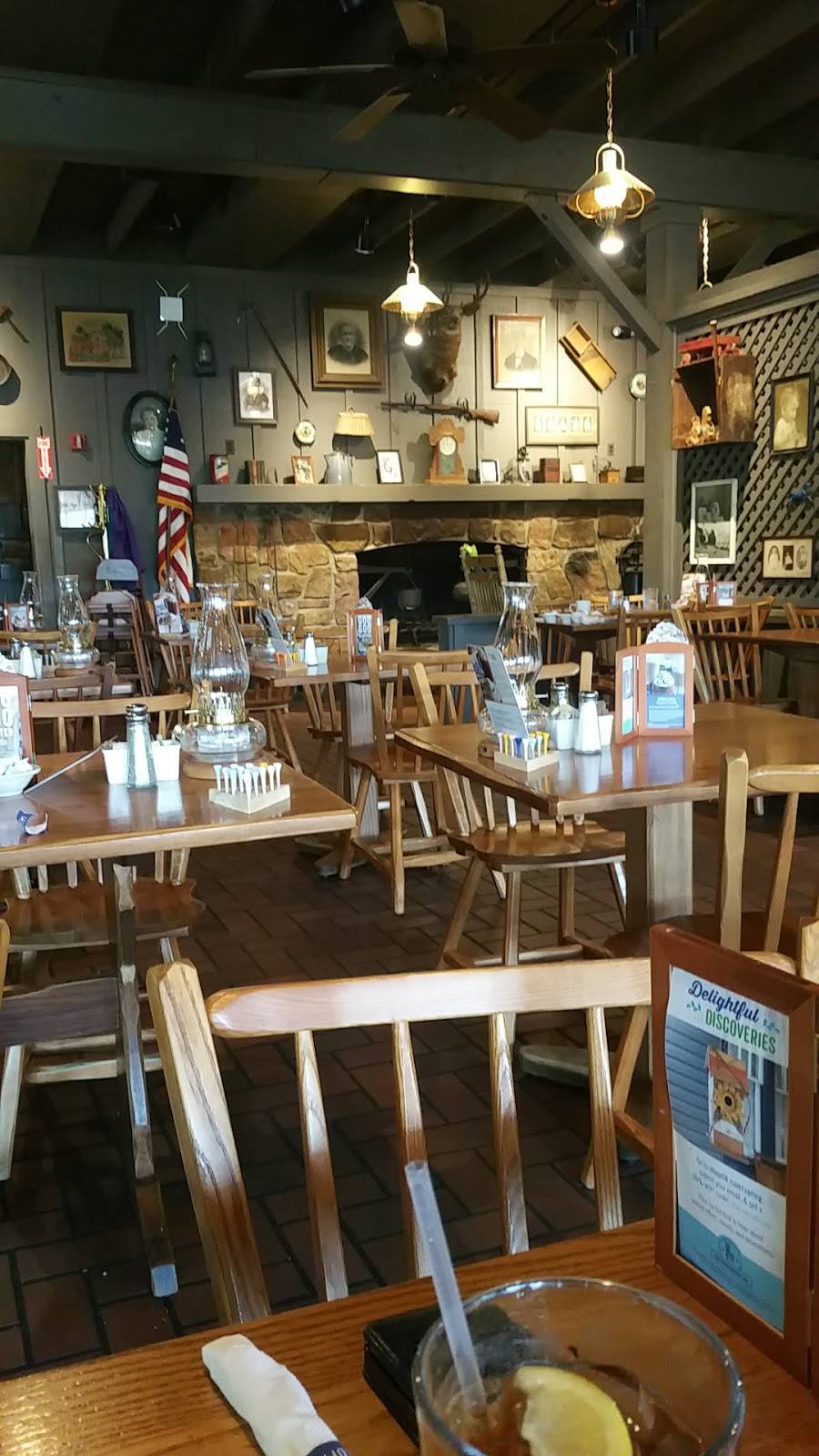 Cracker Barrel Old Country Store | restaurant | 231 Gulf Fwy S, League City, TX 77573, USA | 2813321174 OR +1 281-332-1174