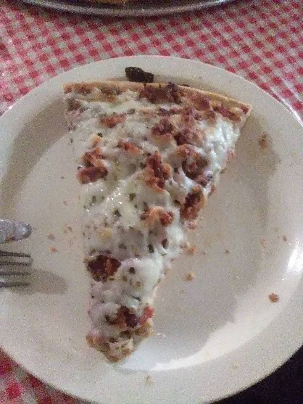 Pizza Shack | meal delivery | 208 W Campbell St, Edinburgh, IN 46124, USA | 8125265472 OR +1 812-526-5472