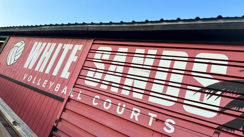White Sands Volleyball Courts / Seeger’s Sandbar | restaurant | 1001 N Al Davis Rd, Elmwood, LA 70123, USA | 5046660332 OR +1 504-666-0332