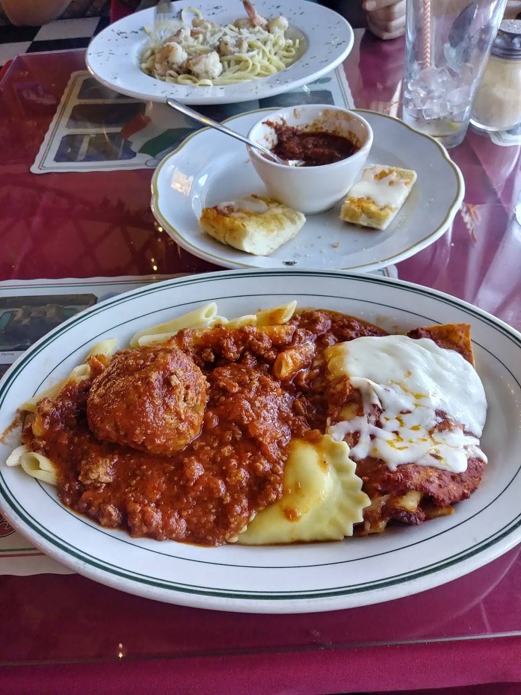 Bonos Restaurant & Deli | restaurant | 15395 Foothill Blvd, Fontana, CA 92335, USA | 9094417811 OR +1 909-441-7811