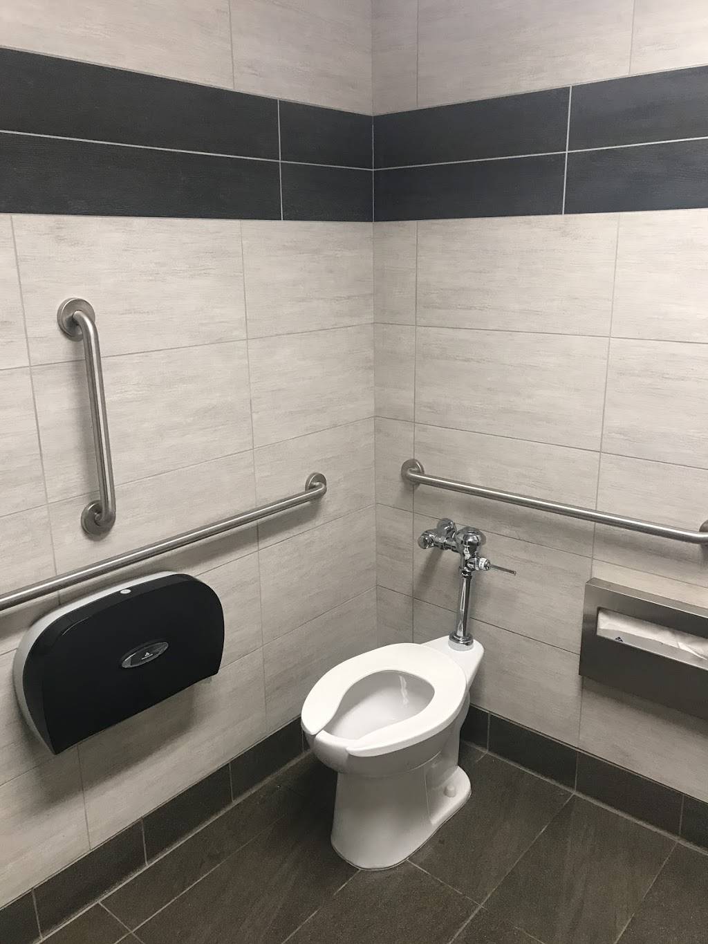 Carls Jr. | restaurant | 5402 13400 S, Herriman, UT 84096, USA | 8017921220 OR +1 801-792-1220