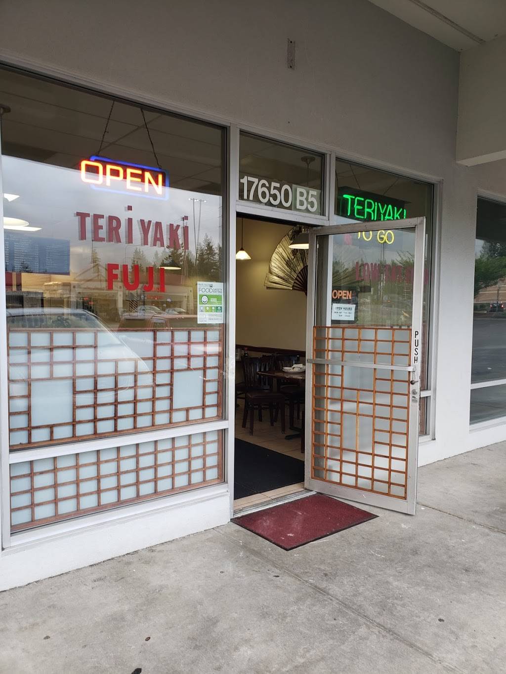 Fuji Teriyaki | restaurant | 17650 140th Ave SE, Renton, WA 98058, USA | 4252283422 OR +1 425-228-3422