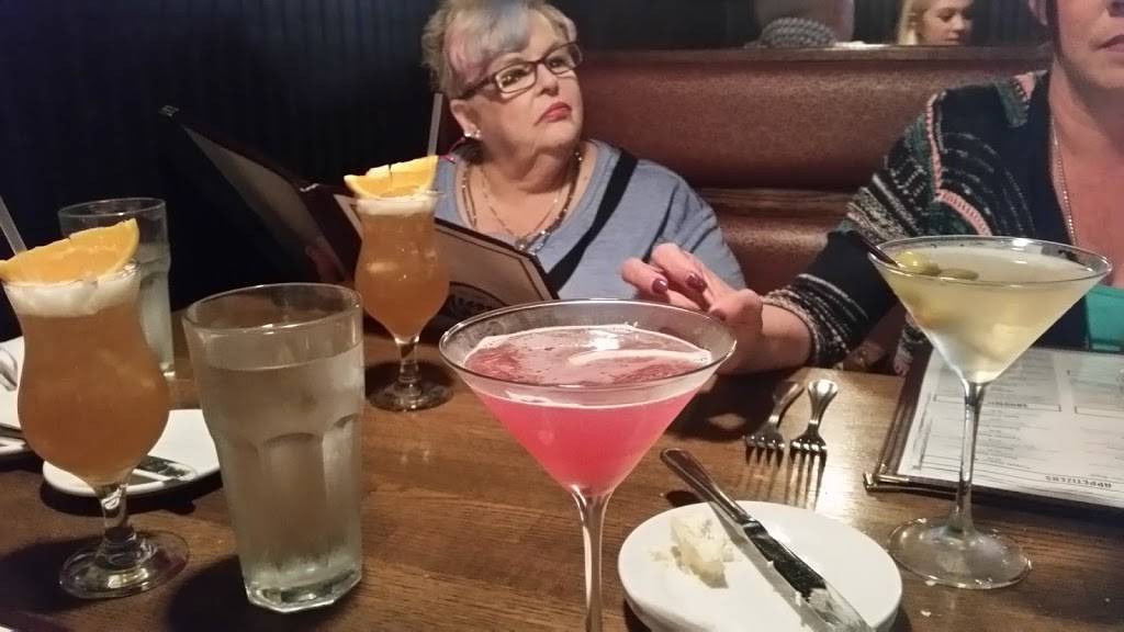 Mungos Italian Eatery | restaurant | 100 E Main St, Collinsville, IL 62234, USA | 6186326864 OR +1 618-632-6864