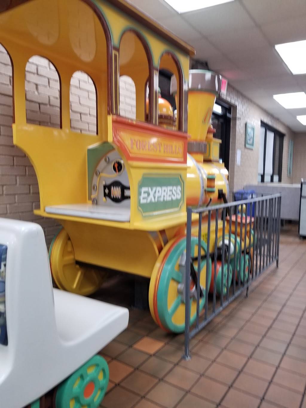 McDonalds | cafe | 98-01 Metropolitan Ave, Forest Hills, NY 11375, USA | 7182637281 OR +1 718-263-7281