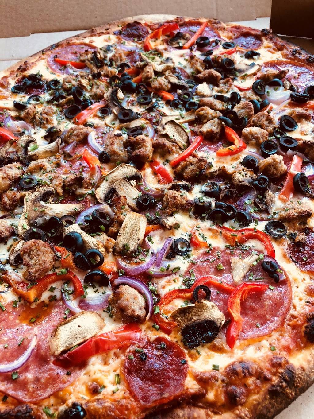 Zalat Pizza W Hickory Denton | restaurant | 1120 W Hickory St, Denton, TX 76201, USA | 9406544200 OR +1 940-654-4200