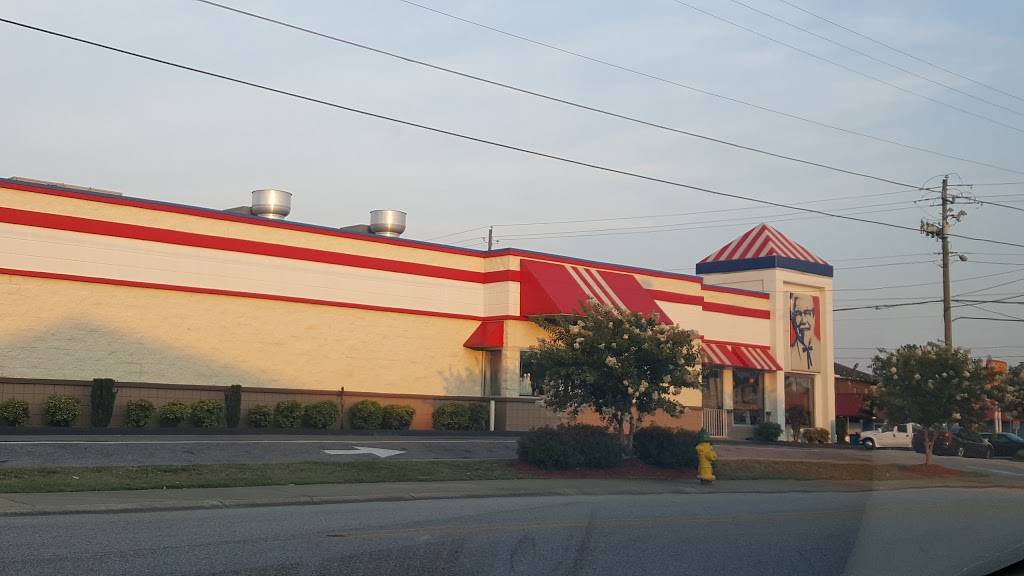KFC | restaurant | 3002 Raeford Rd, Fayetteville, NC 28303, USA | 9104857176 OR +1 910-485-7176