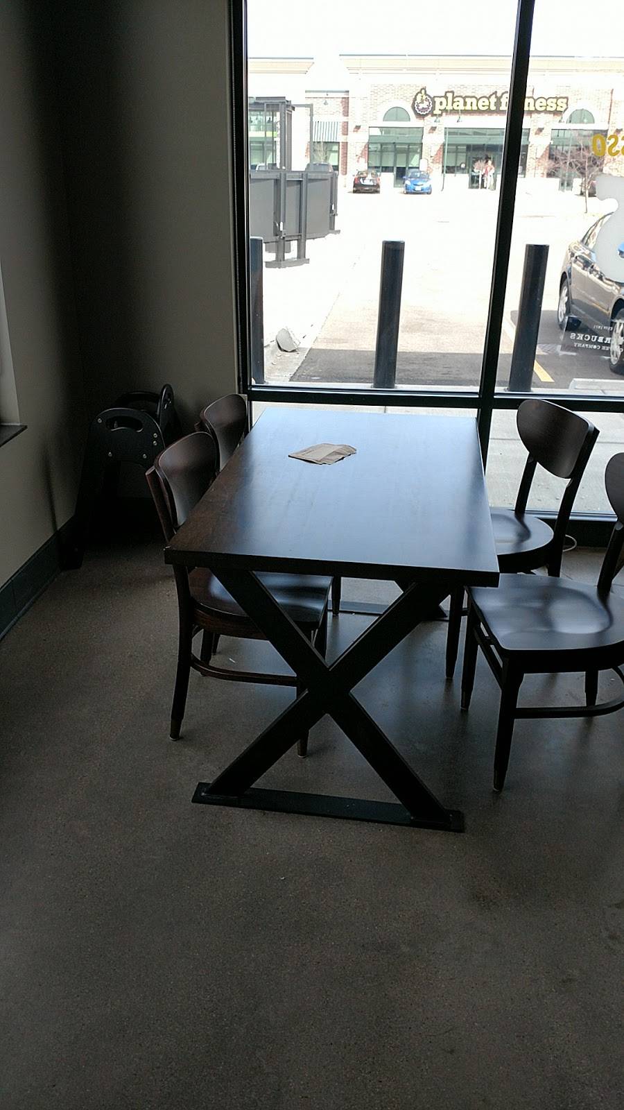 Starbucks | cafe | 1071 E Johnson St #1, Fond du Lac, WI 54935, USA | 9205796684 OR +1 920-579-6684