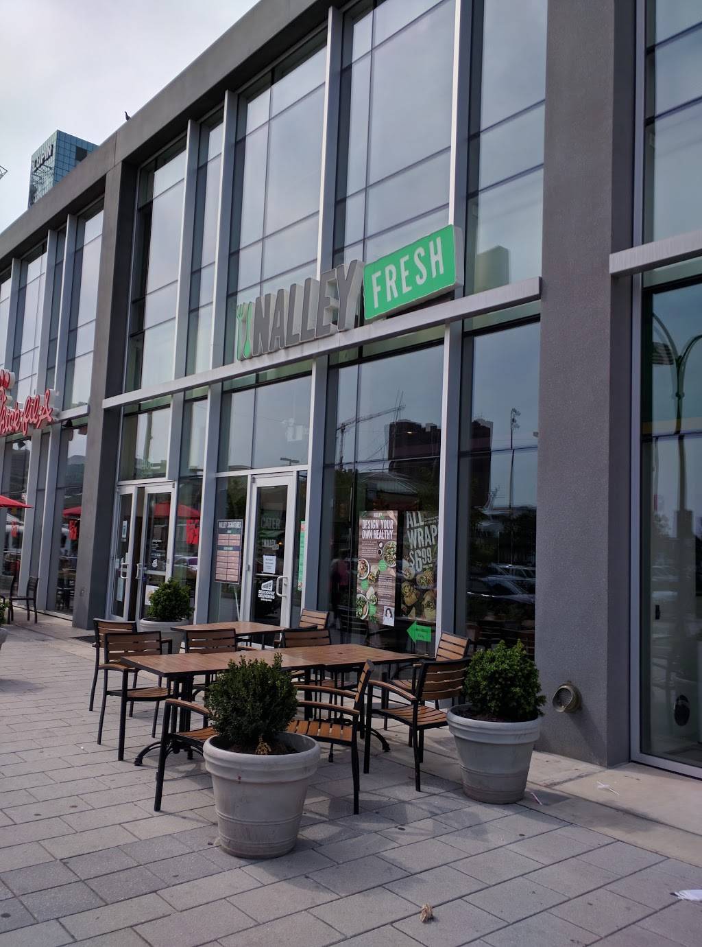 Nalley Fresh | restaurant | 400 E Pratt St, Baltimore, MD 21202, USA | 4438859437 OR +1 443-885-9437