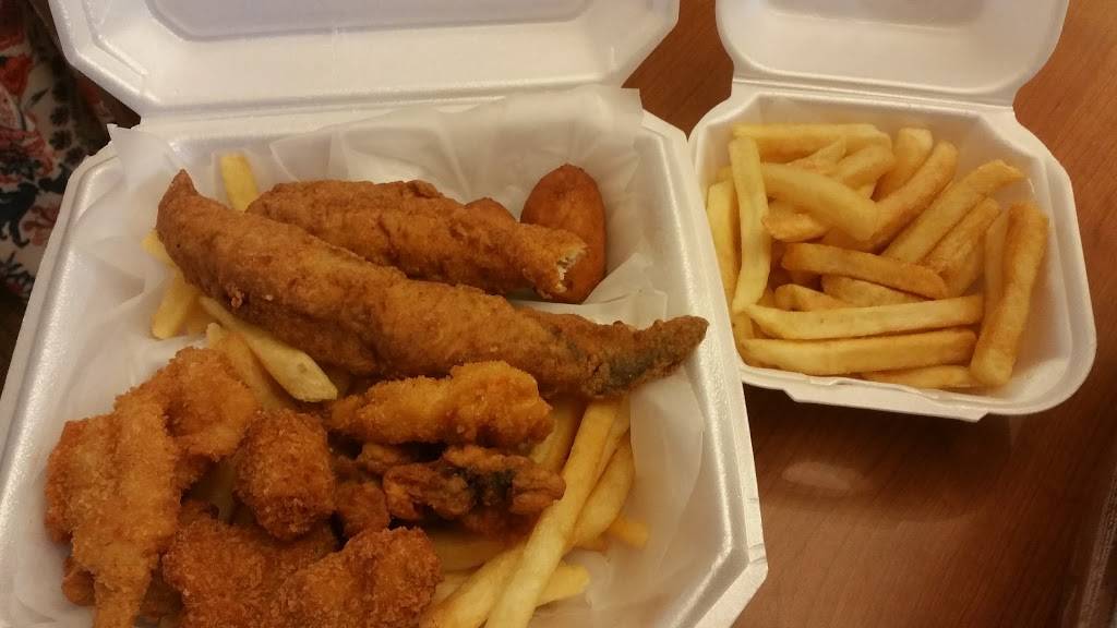 6 Crabs | restaurant | 118 2nd St, Williamsburg, VA 23185, USA | 7572587757 OR +1 757-258-7757