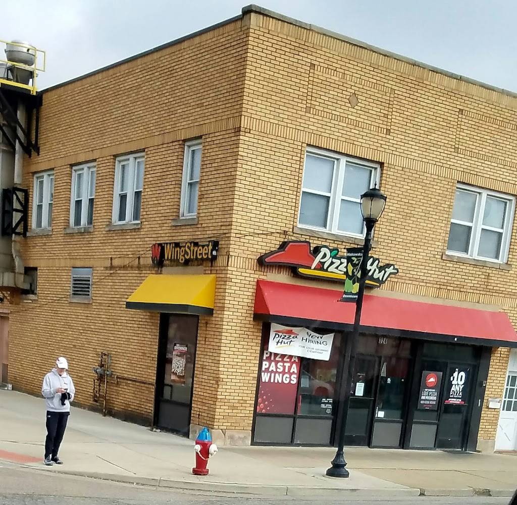 Pizza Hut | restaurant | 324 Lincolnway W, Mishawaka, IN 46544, USA | 5742554900 OR +1 574-255-4900