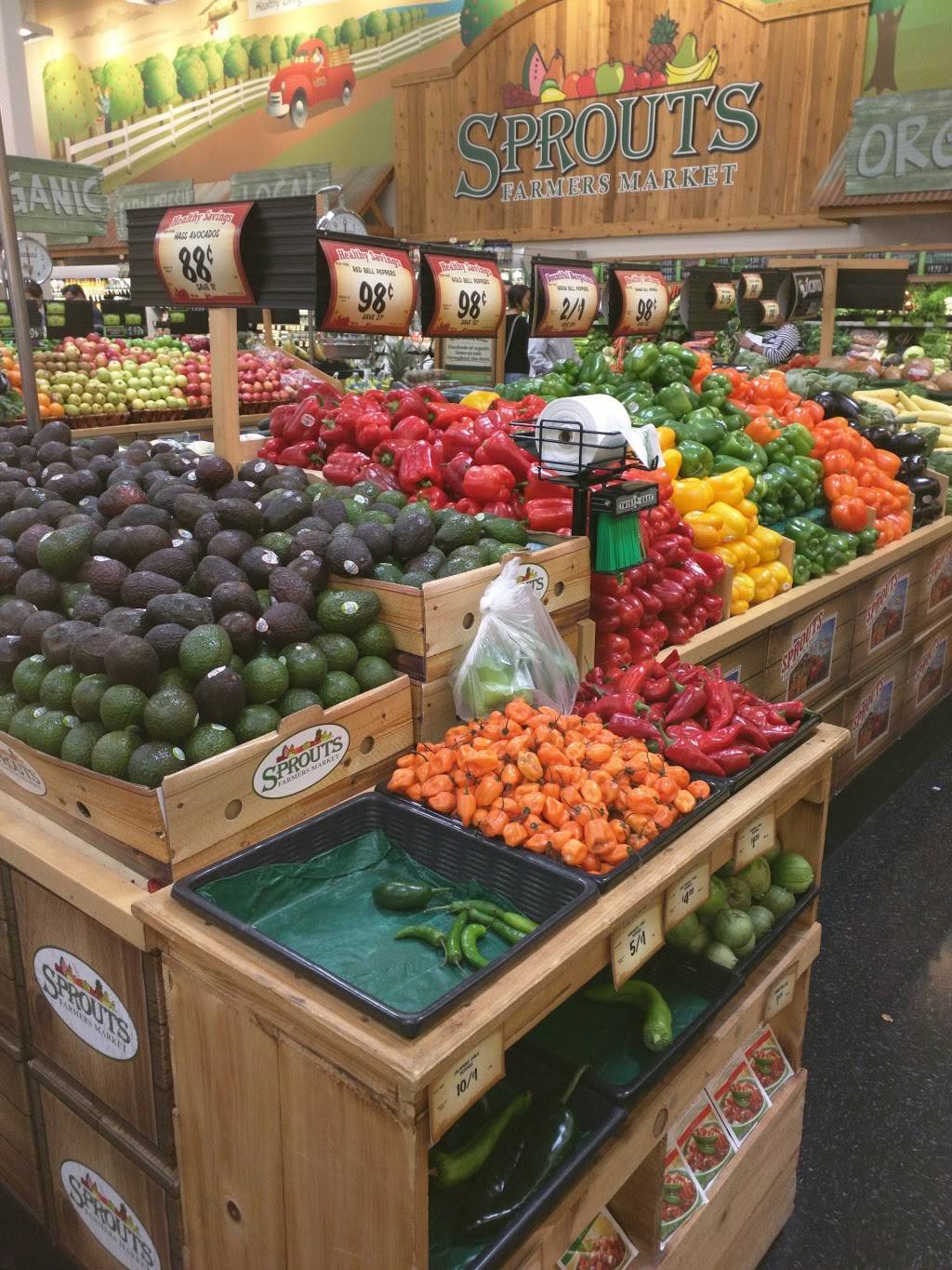 Market at Round Rock | shopping mall | 110 N N Interstate Hwy 35, Round Rock, TX 78681, USA | 7135993500 OR +1 713-599-3500