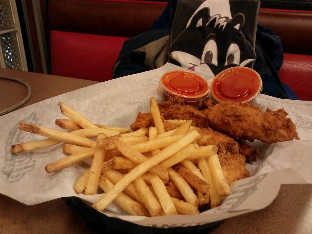 Hardees | restaurant | 1801 Pulaski Hwy, Bear, DE 19701, USA | 3028382848 OR +1 302-838-2848