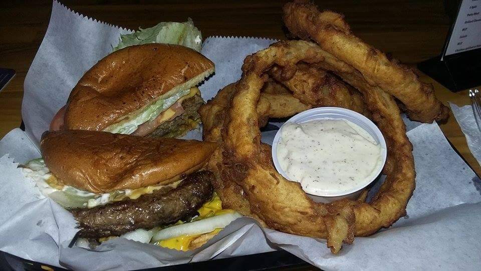 Dee Fords West | restaurant | 1960 McCaig Rd, Lincoln, AL 35096, USA | 2057630202 OR +1 205-763-0202