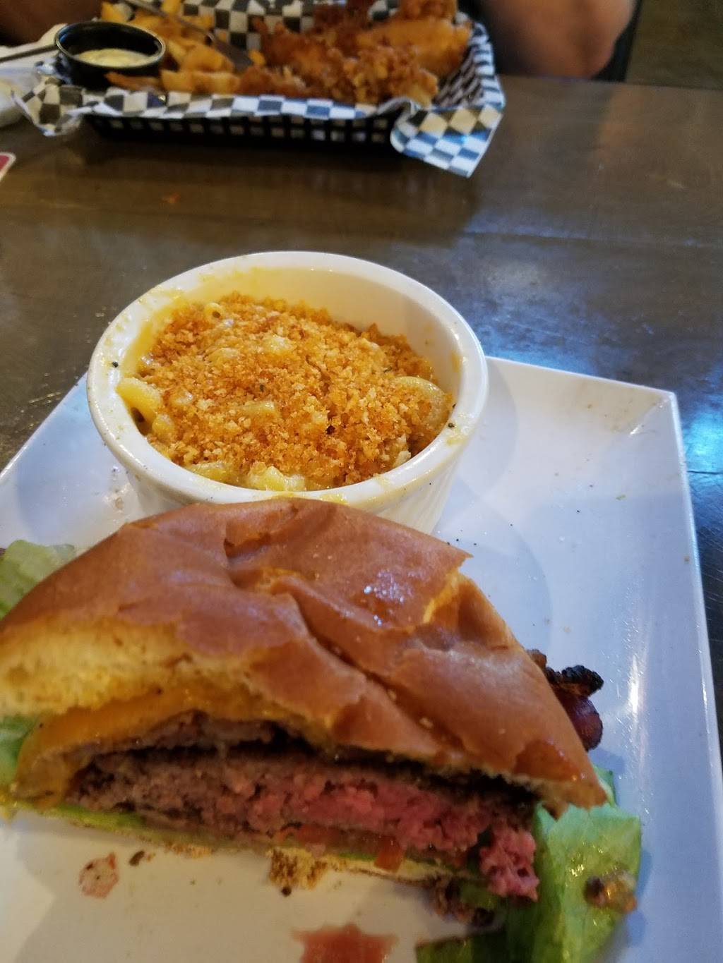 Hometown Grill | restaurant | 4856 Hog Mountain Rd, Flowery Branch, GA 30542, USA | 4707789230 OR +1 470-778-9230