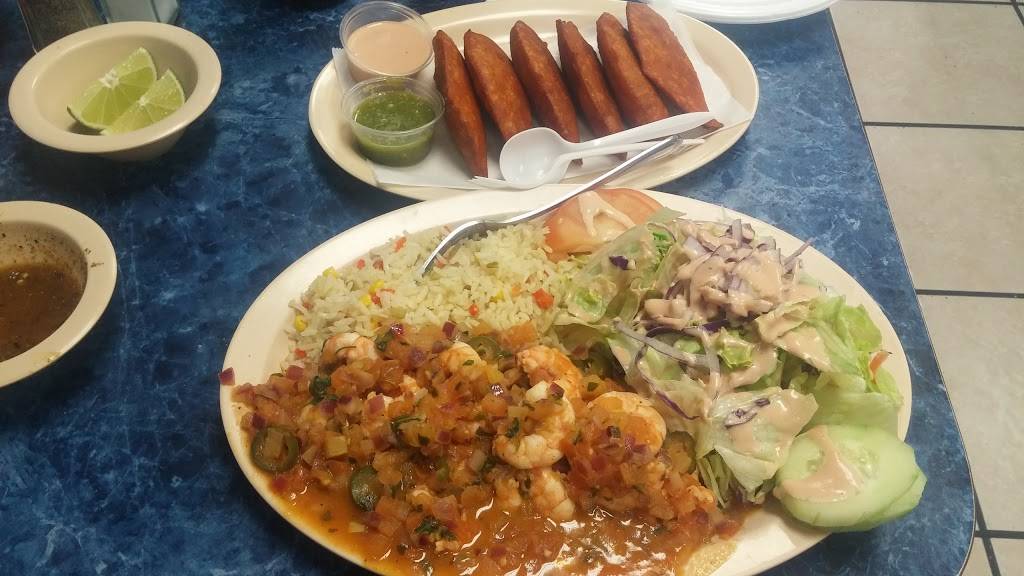 Las Islas Marias | restaurant | 8990 Sierra Ave Q, Fontana, CA 92335, USA | 9093551750 OR +1 909-355-1750