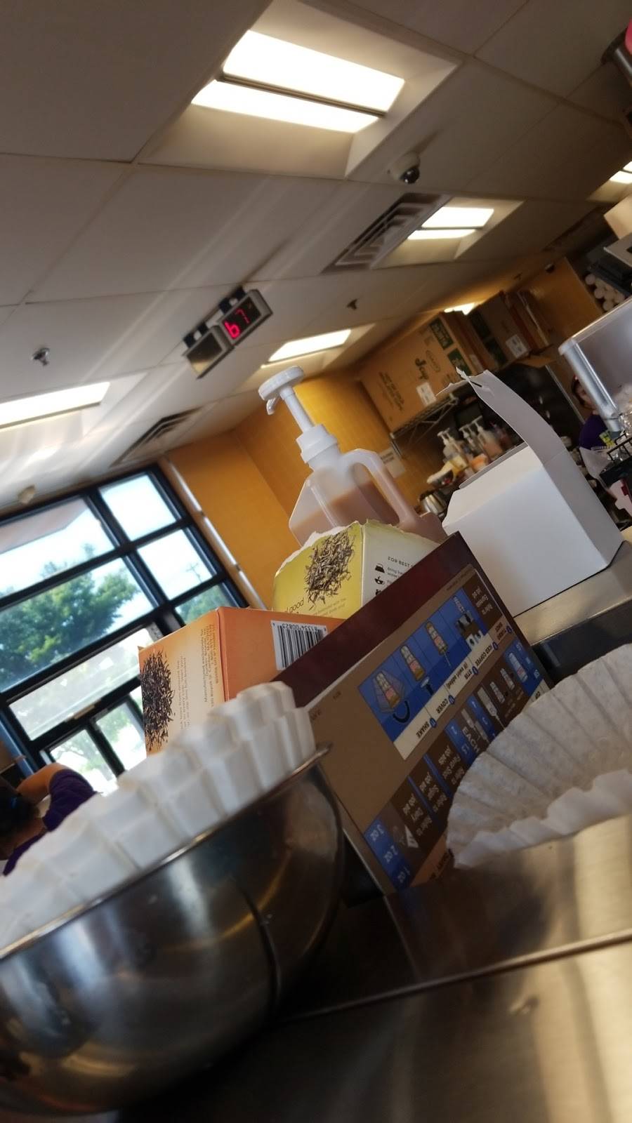 Dunkin | bakery | 23 Commerce Way, Plymouth, MA 02360, USA | 5087320480 OR +1 508-732-0480