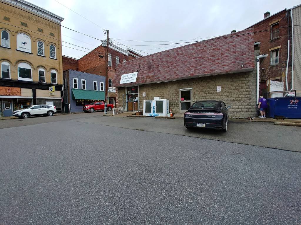 Bridge Street Restaurant | restaurant | 4 Bridge St, Cameron, WV 26033, USA | 3046862111 OR +1 304-686-2111