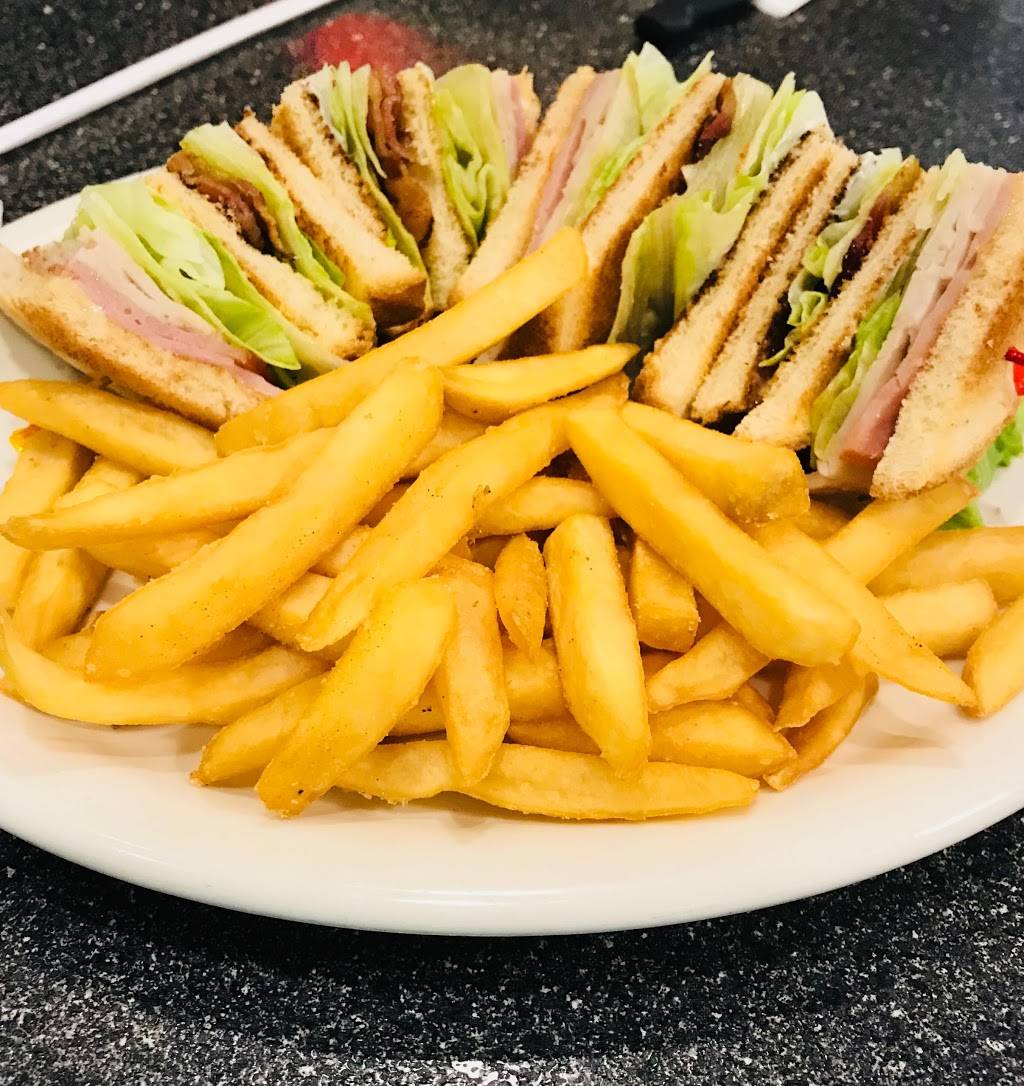 Chubbys Diner | cafe | 395 Campus Dr, Hanford, CA 93230, USA | 5595838888 OR +1 559-583-8888