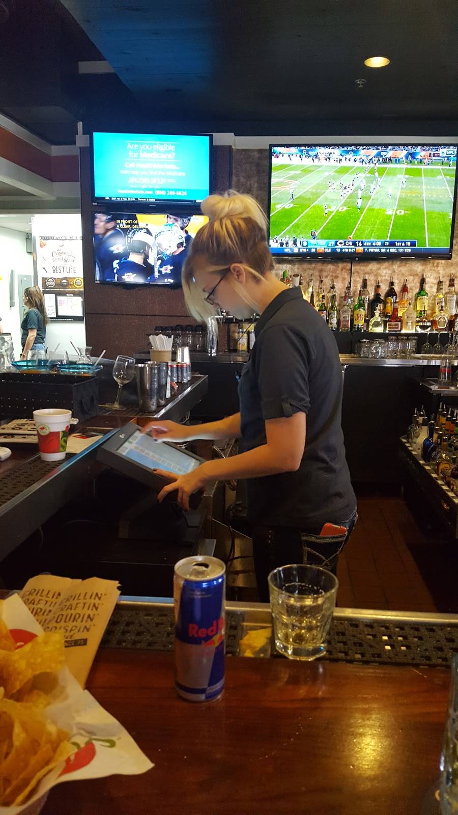 Chilis Grill & Bar | restaurant | 600 Village Green Dr, Gallatin, TN 37066, USA | 6152308267 OR +1 615-230-8267