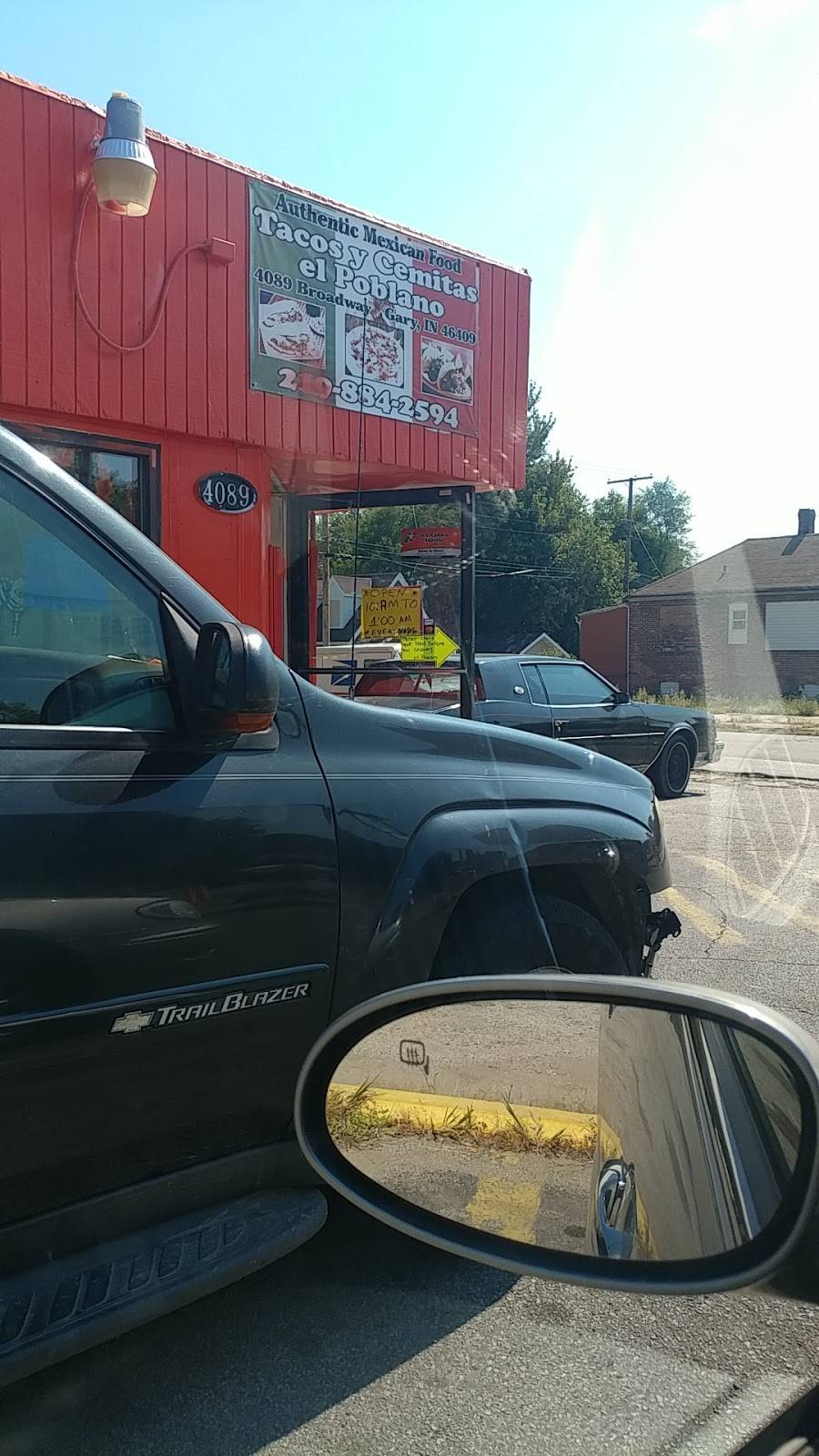 Tacos y Cemitas el Poblano | restaurant | 4089 Broadway, Gary, IN 46409, USA | 2198842594 OR +1 219-884-2594