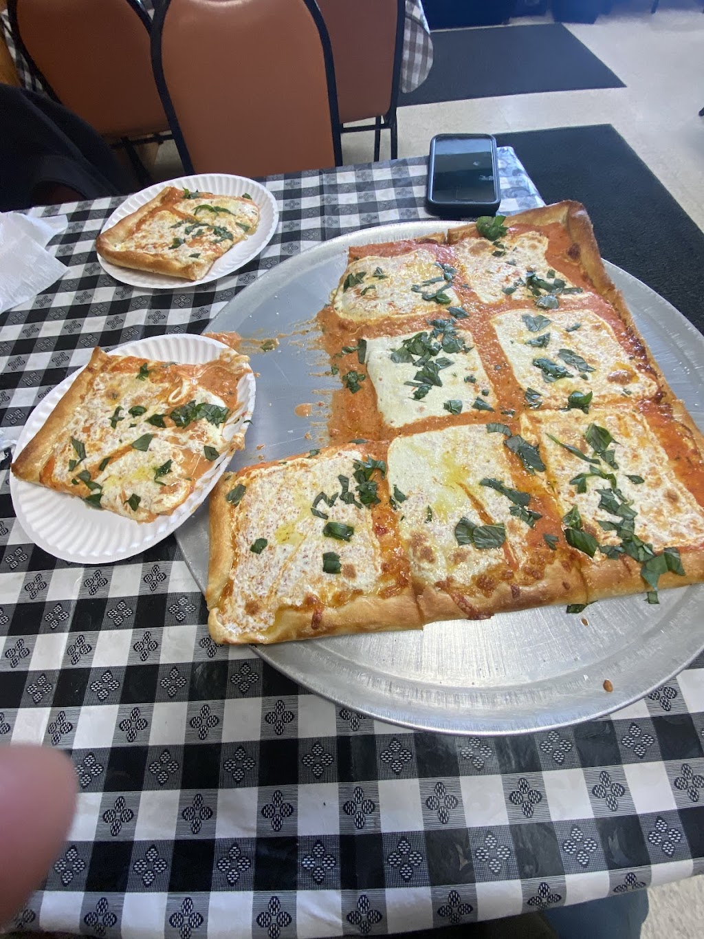 Original Tonys Pizza & Restaurant | restaurant | 3160 PA-115, Effort, PA 18330, USA | 6109516200 OR +1 610-951-6200