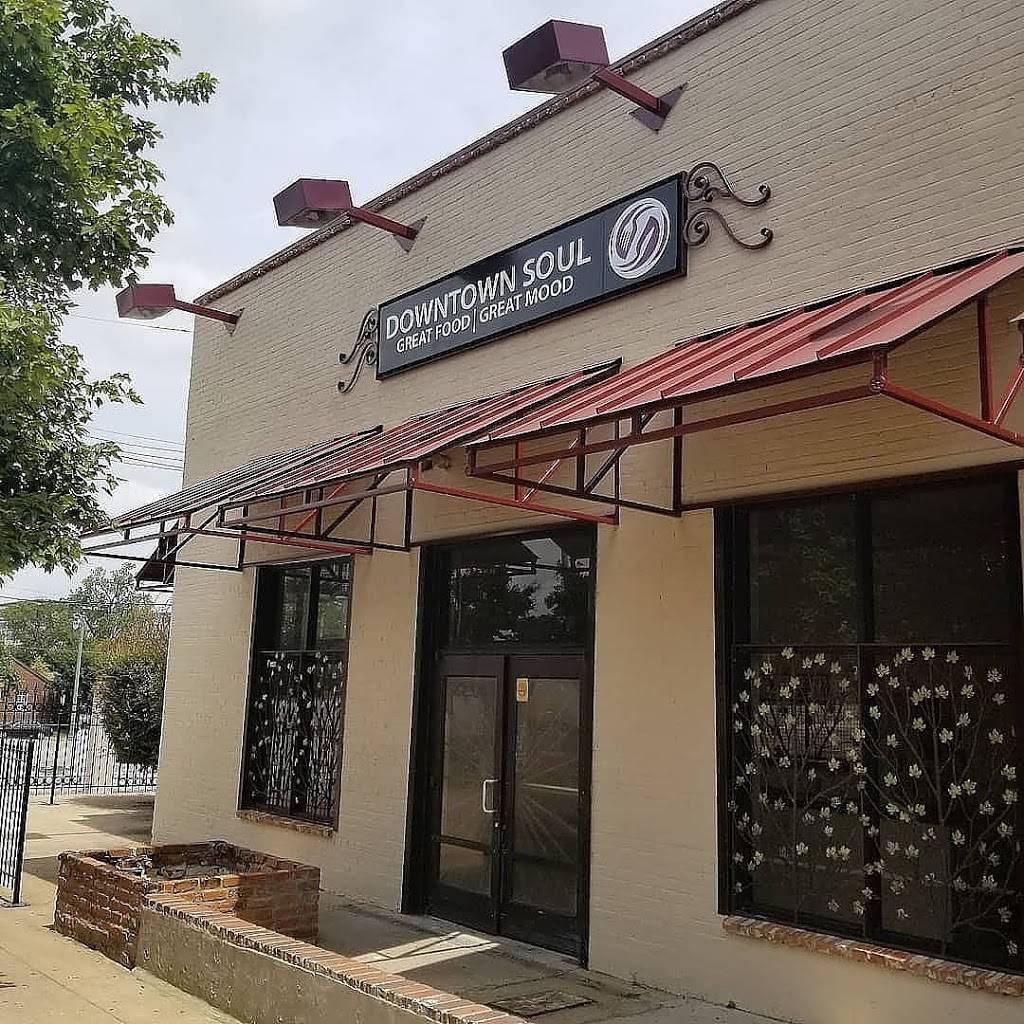 Downtown Soul | restaurant | 200 Poplar Ave #205, Memphis, TN 38103, USA | 9014808252 OR +1 901-480-8252