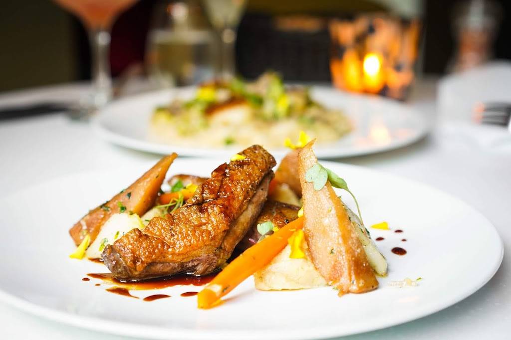 Le Petit Paris | night club | 418 S Spring St, Los Angeles, CA 90013, USA | 2132174445 OR +1 213-217-4445