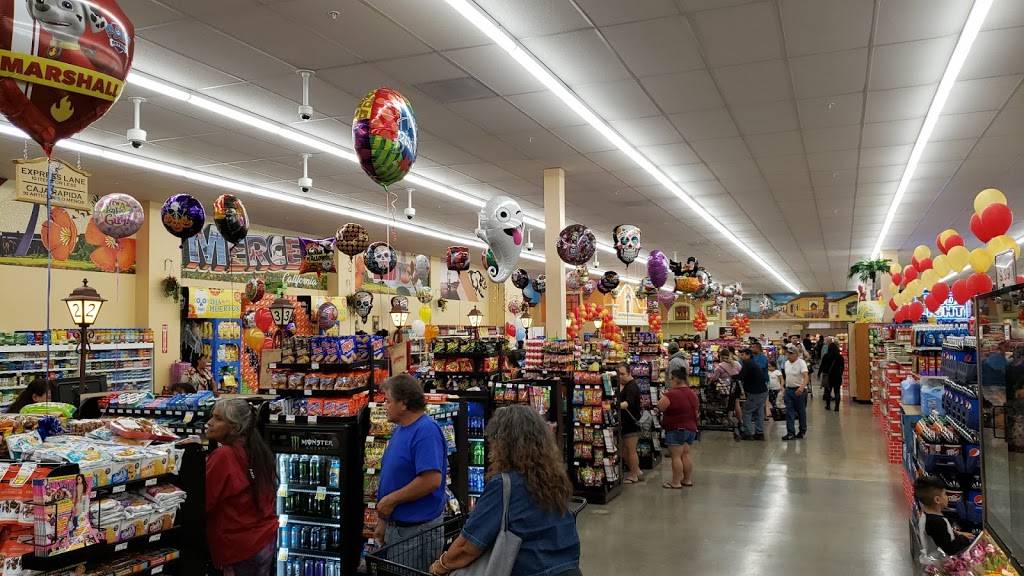 Cardenas Markets | bakery | 1136 W Main St, Merced, CA 95340, USA | 2093861024 OR +1 209-386-1024