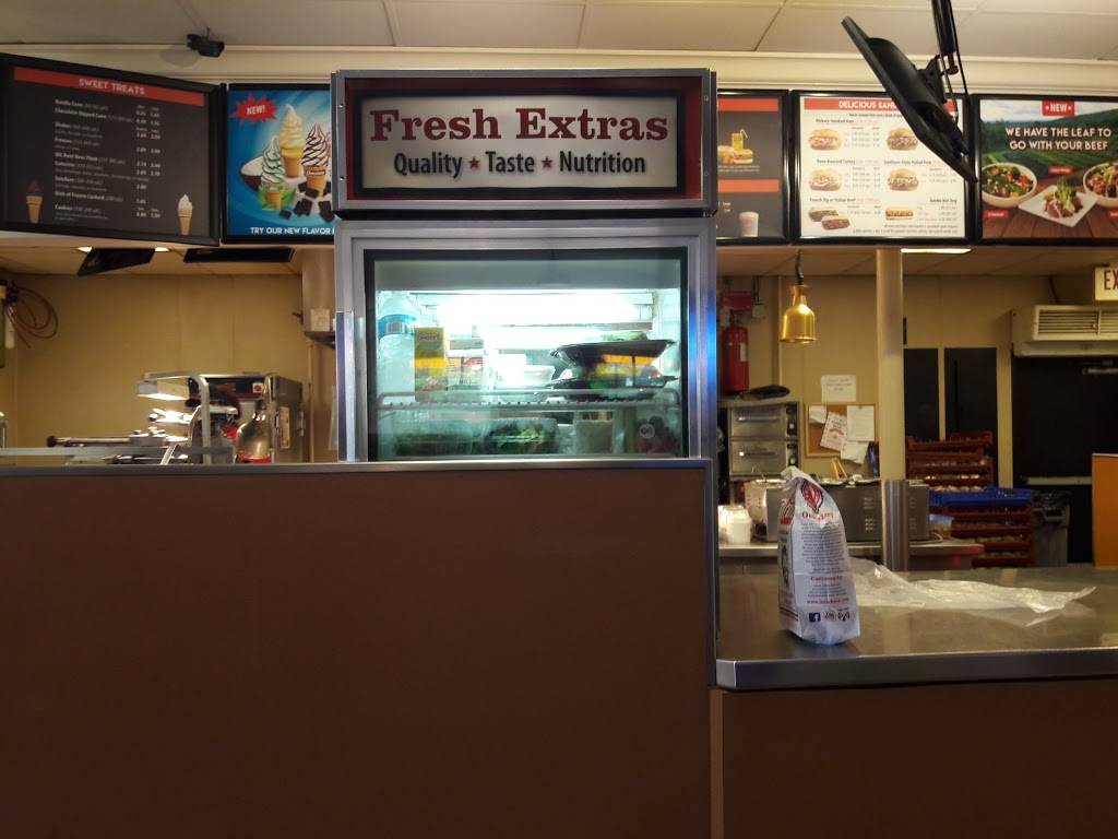 Lions Choice | meal takeaway | 5952 Howdershell Rd, Hazelwood, MO 63042, USA | 3147312565 OR +1 314-731-2565