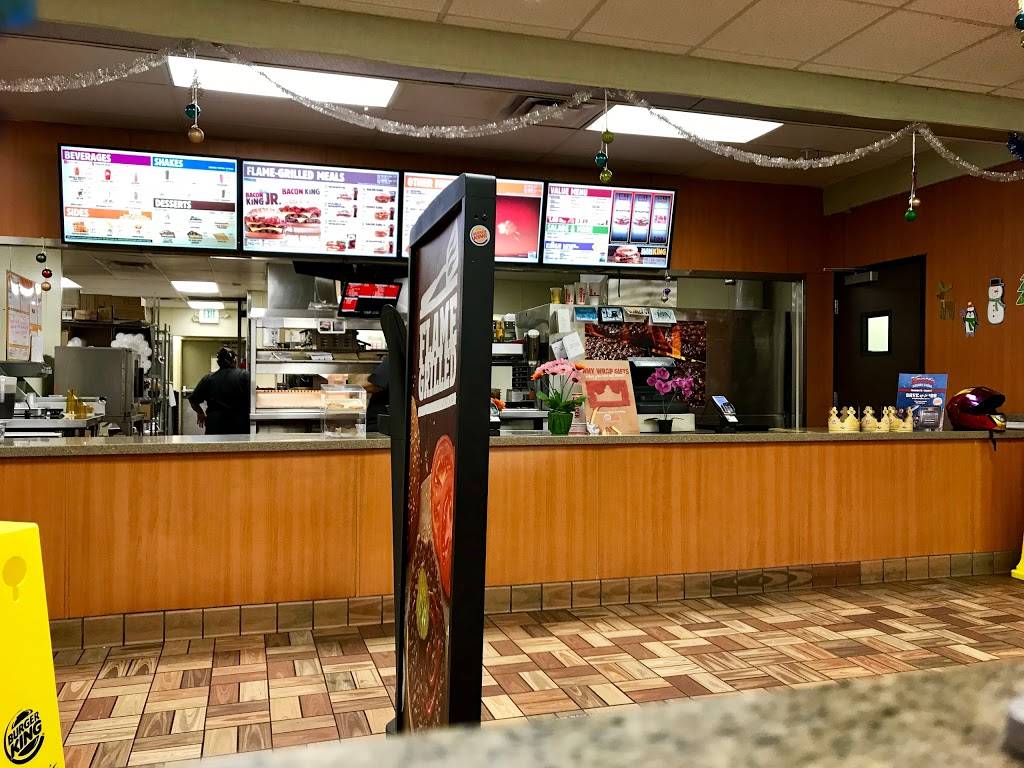 Burger King | restaurant | 24530 Lyons Ave, Newhall, CA 91321, USA | 6612592454 OR +1 661-259-2454