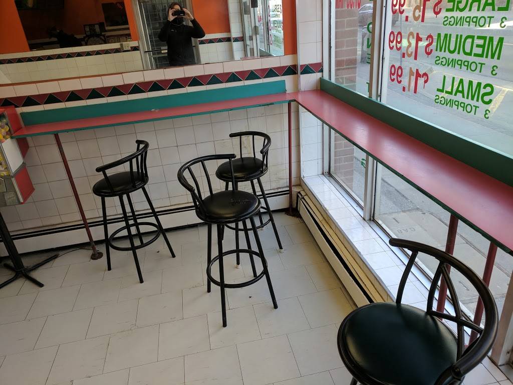 Supreme 2 For 1 Pizza And Wings | restaurant | 157 King St E, Kitchener, ON N2G 2K8, Canada | 5195784888 OR +1 519-578-4888