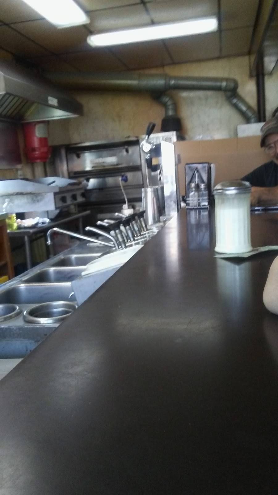 Curionis Pizza | restaurant | 80 Liberty St, Lodi, NJ 07644, USA | 9734737934 OR +1 973-473-7934