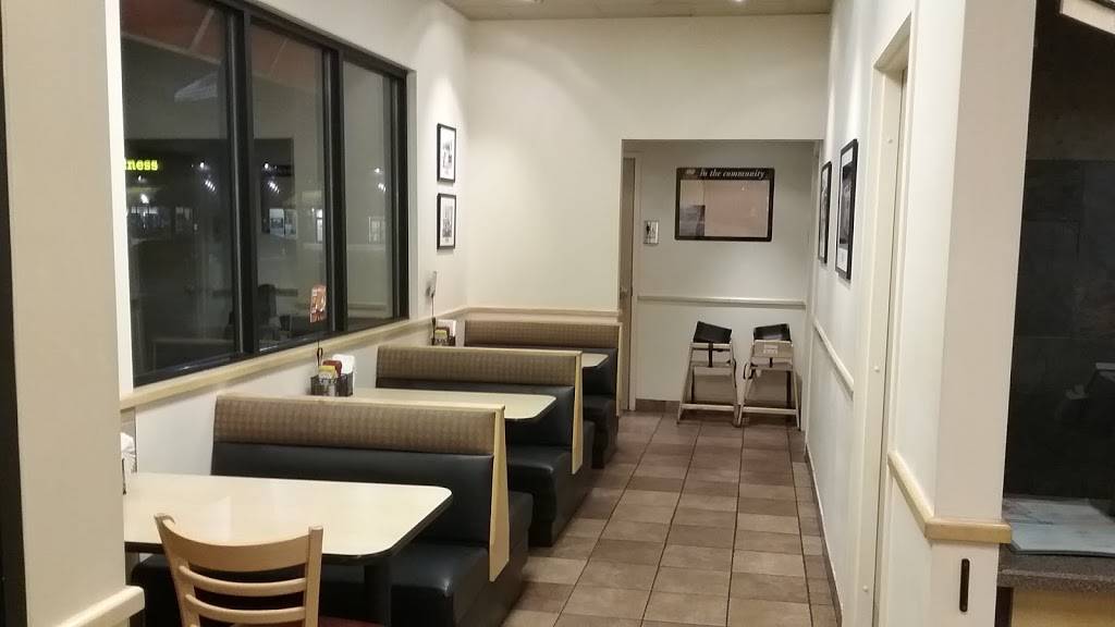 Dairy Queen Grill & Chill | restaurant | 1742 Wabash Ave, Springfield, IL 62704, USA | 2175470900 OR +1 217-547-0900