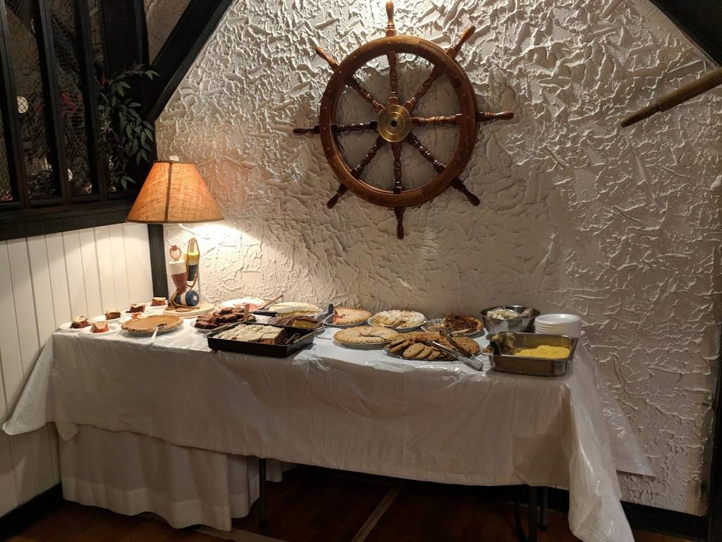 Hahn-A-Lula Resort & Supper Club | restaurant | 8861 S Wolf River Rd, Fremont, WI 54940, USA | 9204463245 OR +1 920-446-3245